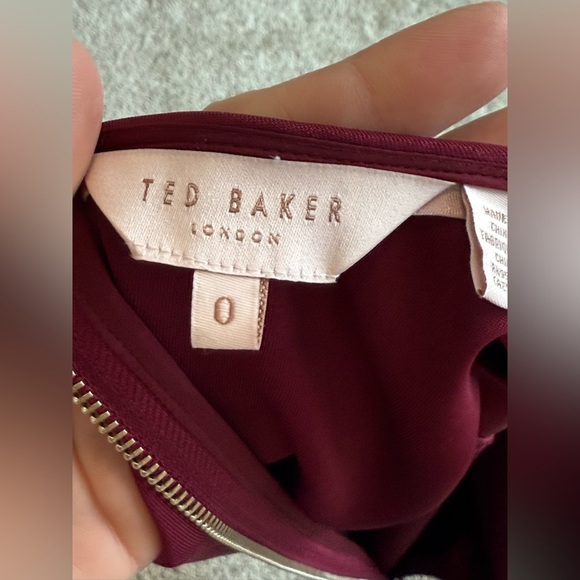 TED BAKER JASMINT SCALLOP OVERLAY MAROON DRESS size 0 NWOT $279 - Picture 7 of 10